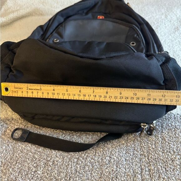Swissgear 3760 ScanSmart Laptop Backpack Black heavy duty travel office commute - Picture 13 of 16